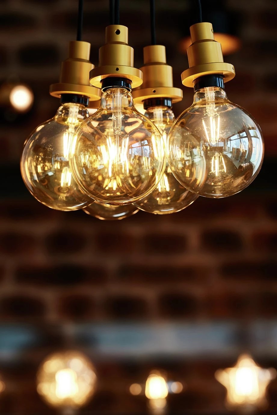 Osram 28W ES LED G200 Vintage Gold Light Bulb Light Bulbs 5 Osram 28W ES LED G200 Vintage Gold Light Bulb Light Bulbs - Image 3